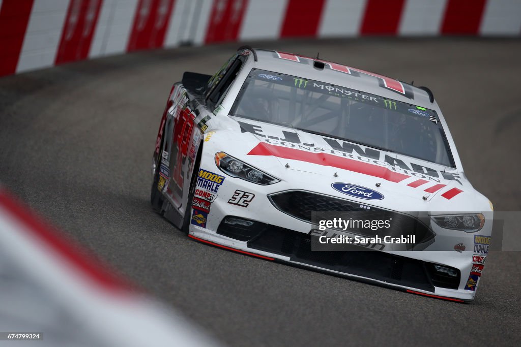 Monster Energy NASCAR Cup Series Toyota Owners 400 - Practice