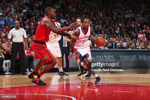 Brandon Jennings of the Washington Wizards drives to the basket during the game against the Atlanta Hawks in Game Five of the Eastern Conference...