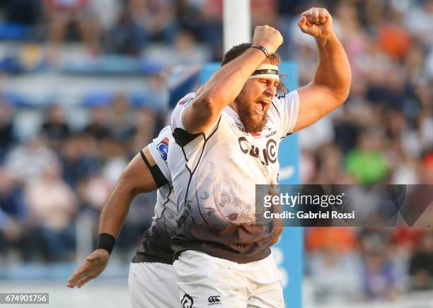 Thomas du Toit of Sharks celebrates after scoring a try during a match between Jaguares v Sharks as part of Super Rugby Rd 10 at Jose Amalfitani...