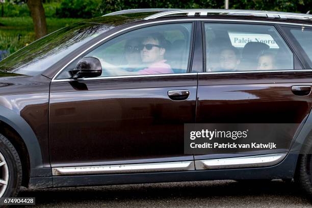 Prince Constantijn, Princess Laurentien, Countess Eloise, Count Claus-Casimir and Countess Eleonore arrive at Palace Noordeinde for an private...