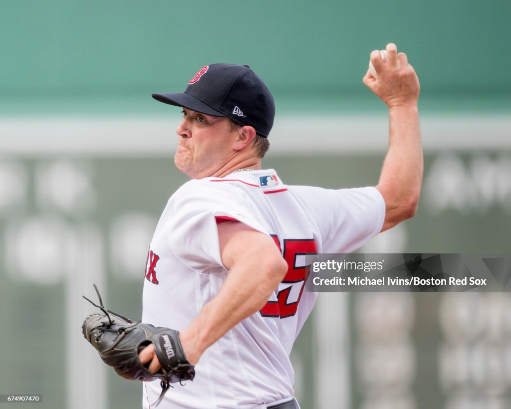 Chicago Cubs v Boston Red Sox