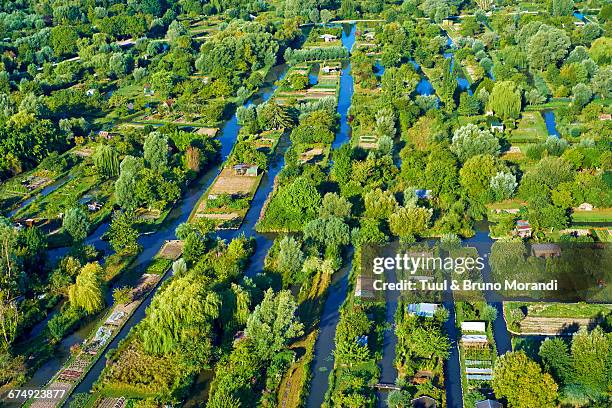 france, bourges, the marsh - zone humide photos et images de collection