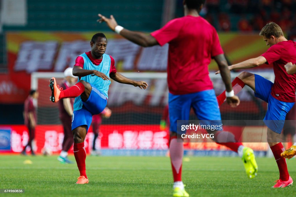 Henan Jianye v Guangzhou Evergrande - Chinese Super League