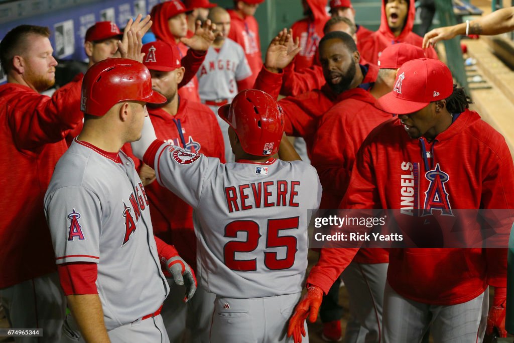 Los Angeles Angels of Anaheim v Texas Rangers