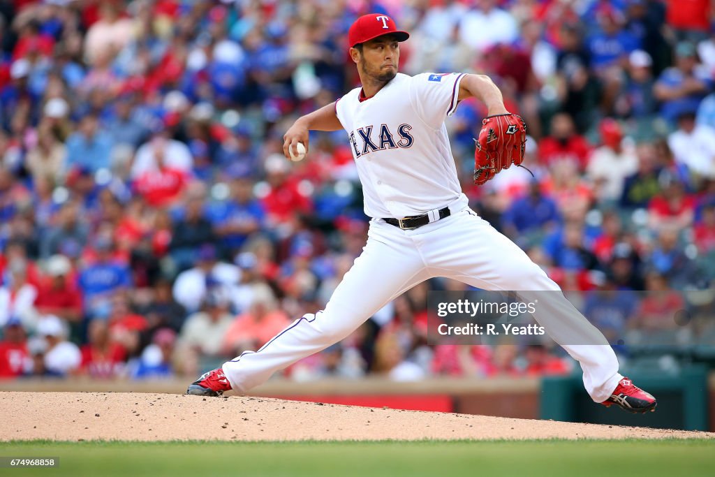 Los Angeles Angels of Anaheim v Texas Rangers