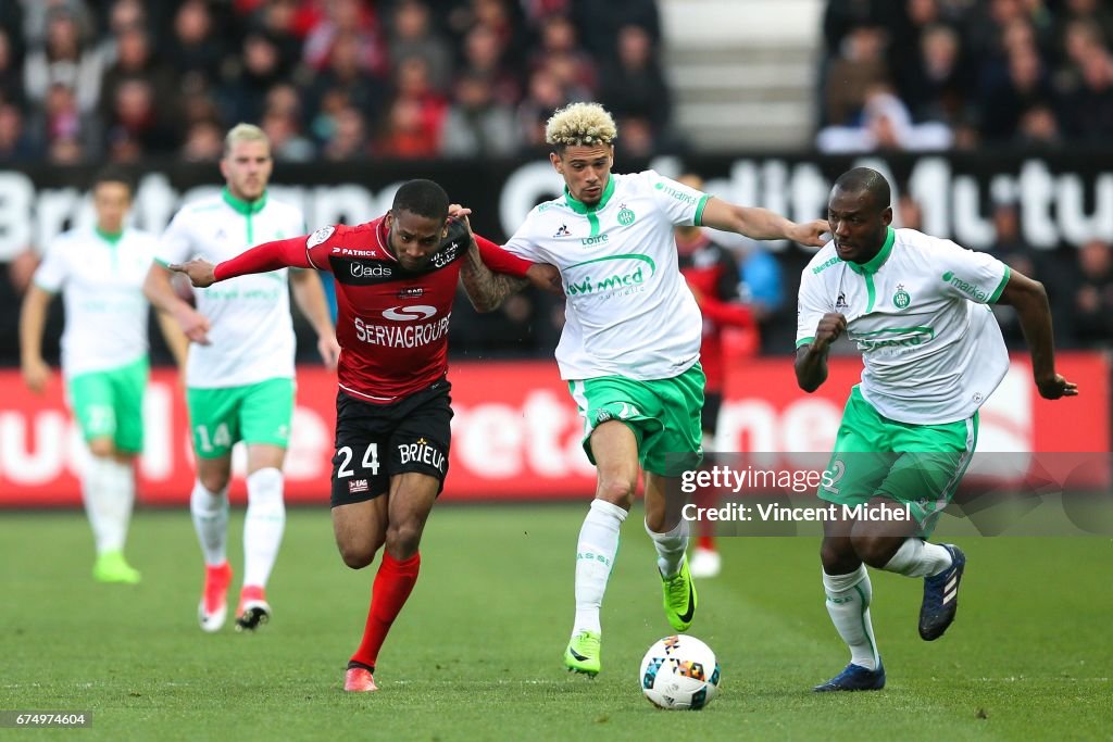 EA Guingamp v AS Saint-Etienne - Ligue 1