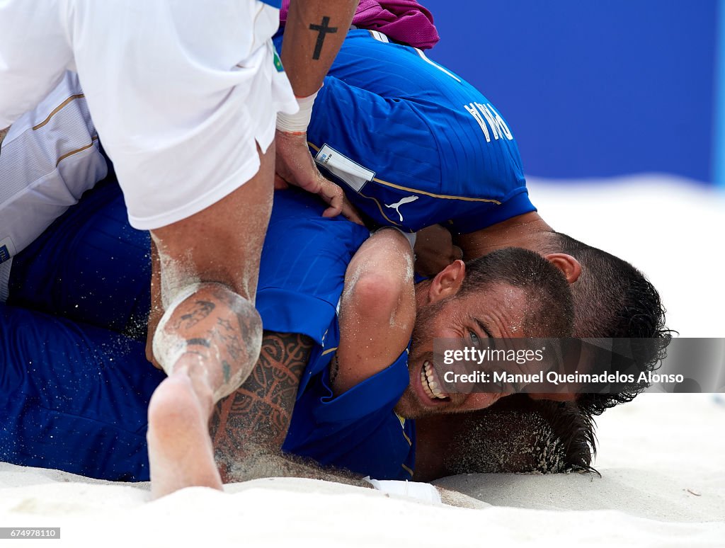 Italy v Iran - FIFA Beach Soccer World Cup Bahamas 201