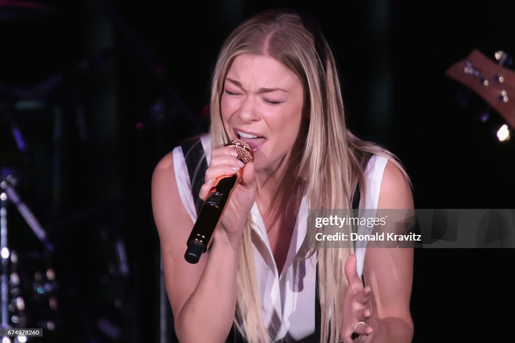 LeAnn Rimes In Concert - Atlantic City, New Jersey