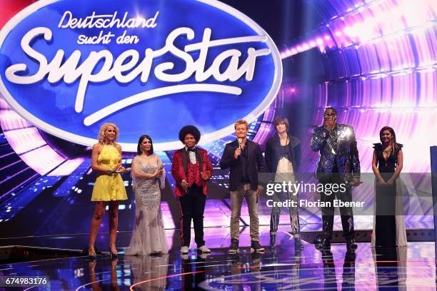 Chanelle Wyrsch, Duygu Goenel, Noah Schaerers, Oliver Geissen, Alexander Jahnke, Alphonso Williams and Maria Voskania during the fourth event show...