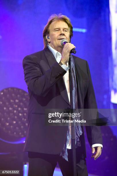 South african singer Howard Carpendale performs during 'Die Schlagernacht des Jahres' at Lanxess Arena on April 29, 2017 in Cologne, Germany.