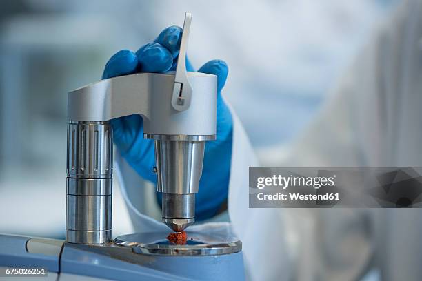 Lab Powder Samples Tools Scientist Lab Powder Photos and Premium High Res Pictures - Getty Images