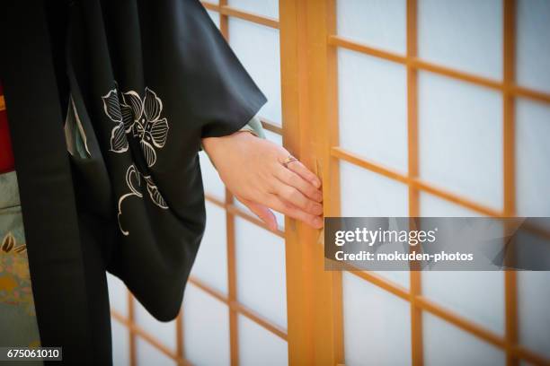 kimono and japanese women in kyoto - 全身 stock pictures, royalty-free photos & images