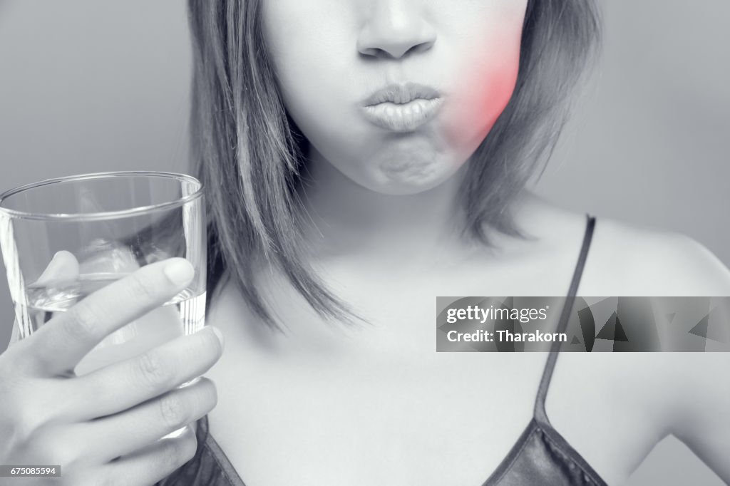 Woman Feeling Tooth Pain, Teeth Problem, Closeup Of Beautiful Sad Girl Suffering From Strong Tooth Pain, Attractive Female Feeling Painful Toothache, Dental Health Concepts