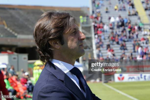 Cagliari's coach Massimo Rastelli looks on during the Serie A match between Cagliari Calcio and Pescara Calcio at Stadio Sant'Elia on April 30, 2017...