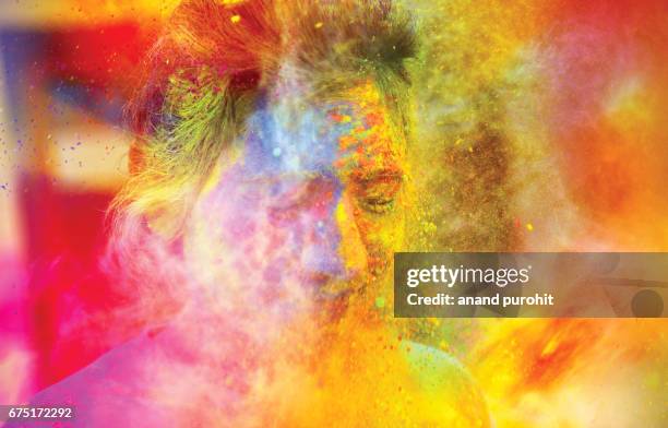 Exploding On Face Powder Explosion Face Photos and Premium High Res Pictures - Getty Images