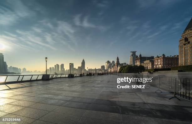 shanghai bund - the bund foto e immagini stock