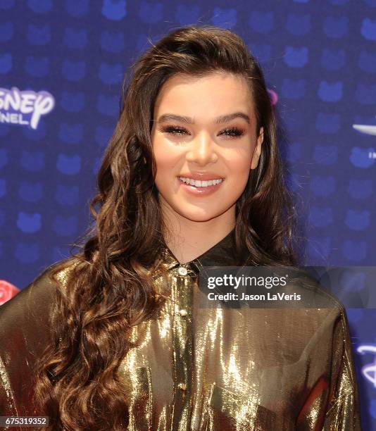 Actress Hailee Steinfeld attends the 2017 Radio Disney Music Awards at Microsoft Theater on April 29, 2017 in Los Angeles, California.