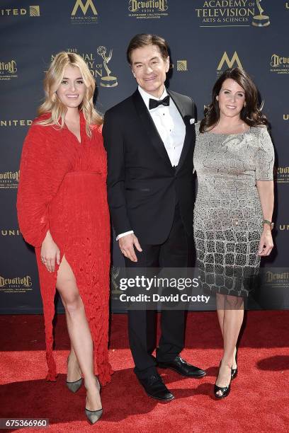 Daphne Oz, Dr Mehmet Oz and Lisa Oz attend the 44th Annual Daytime Emmy Awards - Arrivals at Pasadena Civic Auditorium on April 30, 2017 in Pasadena,...