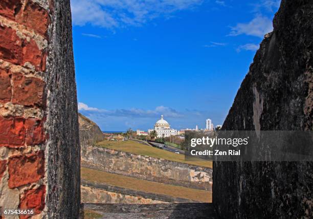 san juan, puerto rico cityscape and fort san cristobal (castillo san cristobal) - old san juan wall stock pictures, royalty-free photos & images