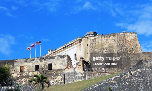 fort san cristobal (castillo san cristobal) in old san juan, puerto rico - old san juan wall stock pictures, royalty-free photos & images