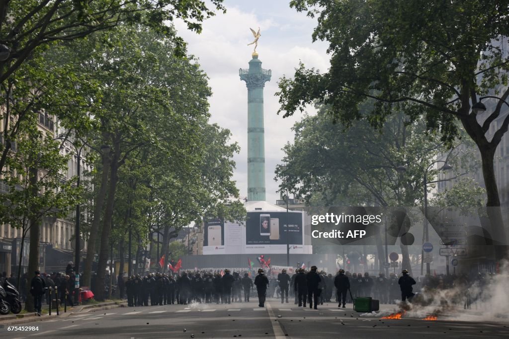 FRANCE-LABOUR-MAYDAY-DEMO