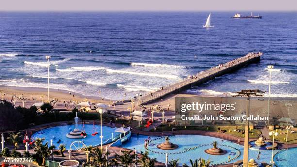 the durban beachfront - durban fotografías e imágenes de stock