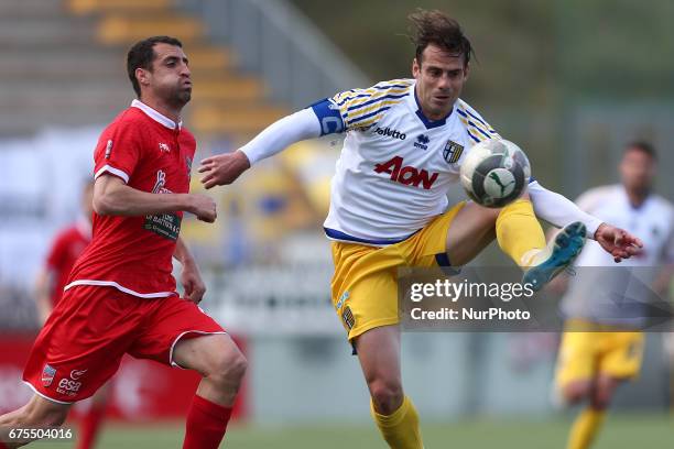 Emanuele Calai of Parma controll the ball during Lega Pro round B match between Teramo Calcio 1913 and Parma Calcio at Stadium Gaetano Bonolis on 30...