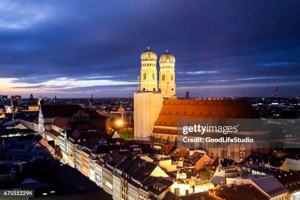 frauenkirche münchen - catedral de múnich fotografías e imágenes de stock