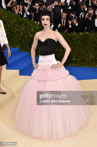 Lily Collins Met Gala Photos And Premium High Res Pictures Getty Images lily-collins-met-gala-photos-and-premium-high-res-pictures-getty-images