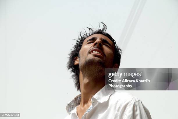 Relieved Reaction Image Relieved Face Fotografías e imágenes de stock - Getty Images