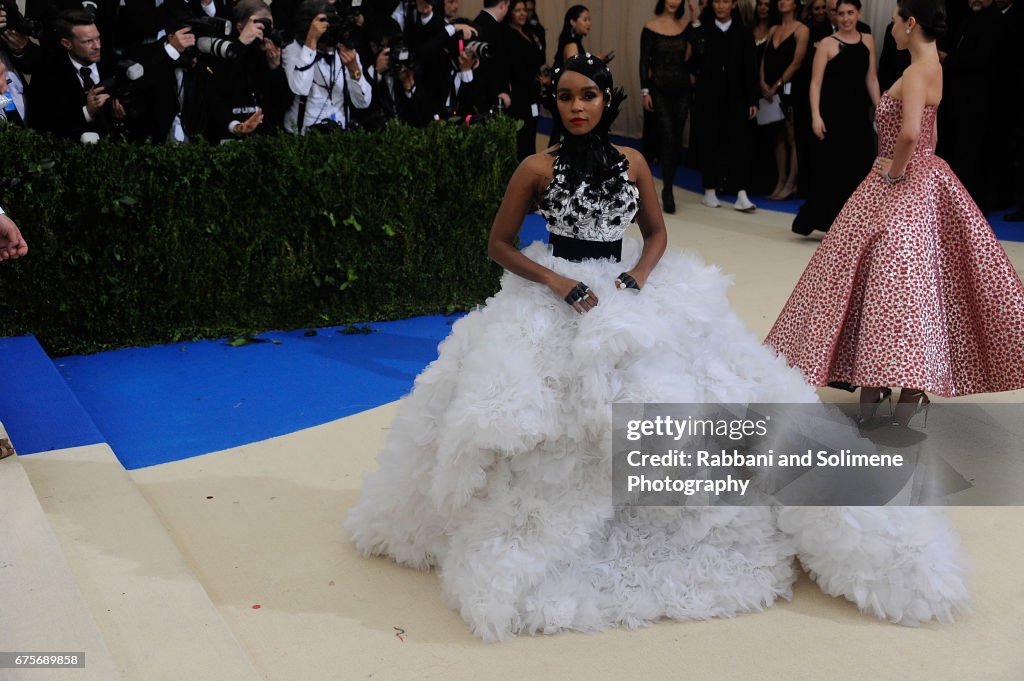 "Rei Kawakubo/Comme des Garcons: Art Of The In-Between" Costume Institute Gala - Arrivals