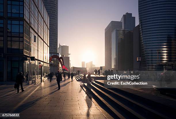 morning commute at business district of paris - la défense paris stock pictures, royalty-free photos & images