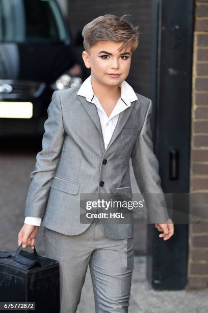 Reuben Singer Reuben De Maid Photos and Premium High Res Pictures - Getty Images