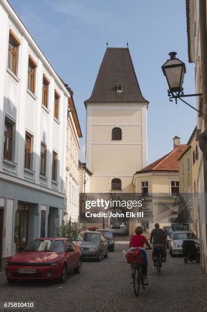 tower gate in krems an der donau stein, austria - krems austria stock pictures, royalty-free photos & images