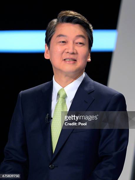 Ahn Cheol-soo, presidential candidate of the People's Party, pose for photograph ahead of a televised presidential debate on May 2, 2017. South...