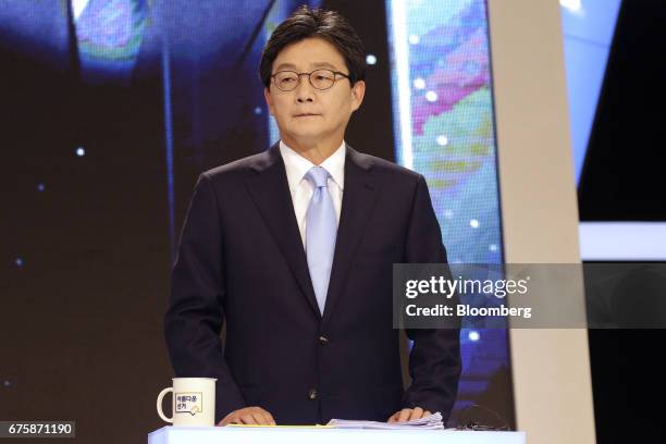 Yoo Seung-min, presidential candidate of the Bareun Party, prepares for a televised presidential debate in Seoul, South Korea, on Tuesday, May 2,...