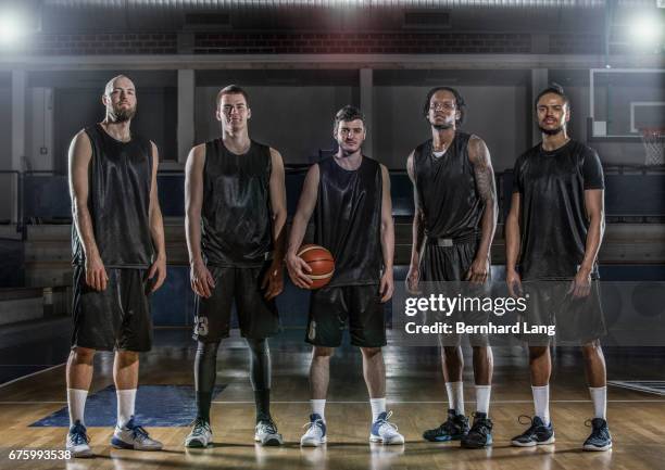 basketball team, group-shot - basket ball player stock pictures, royalty-free photos & images