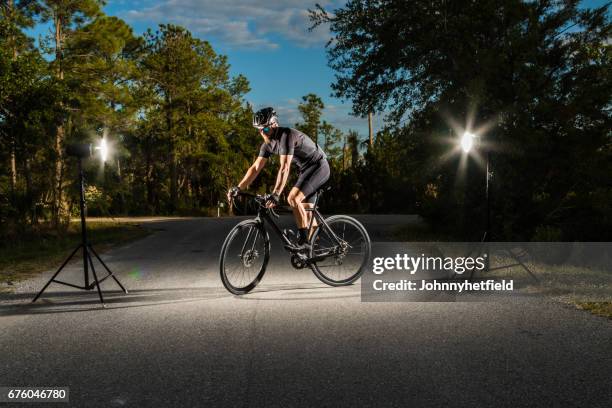 porträtt av atlet - strobe light bildbanksfoton och bilder