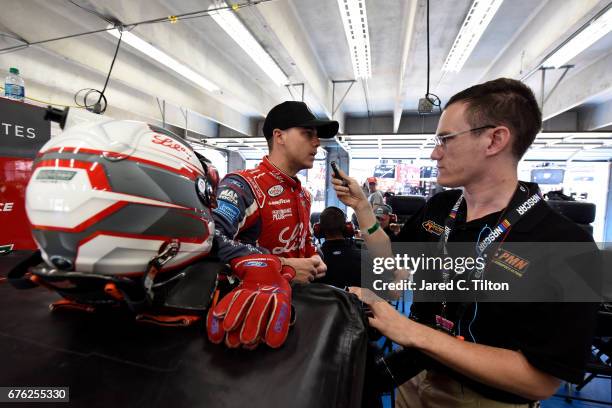 Ryan Rueter Racing 449 Roush Racing Garage Stock Photos, High-Res Pictures, and Images ...
