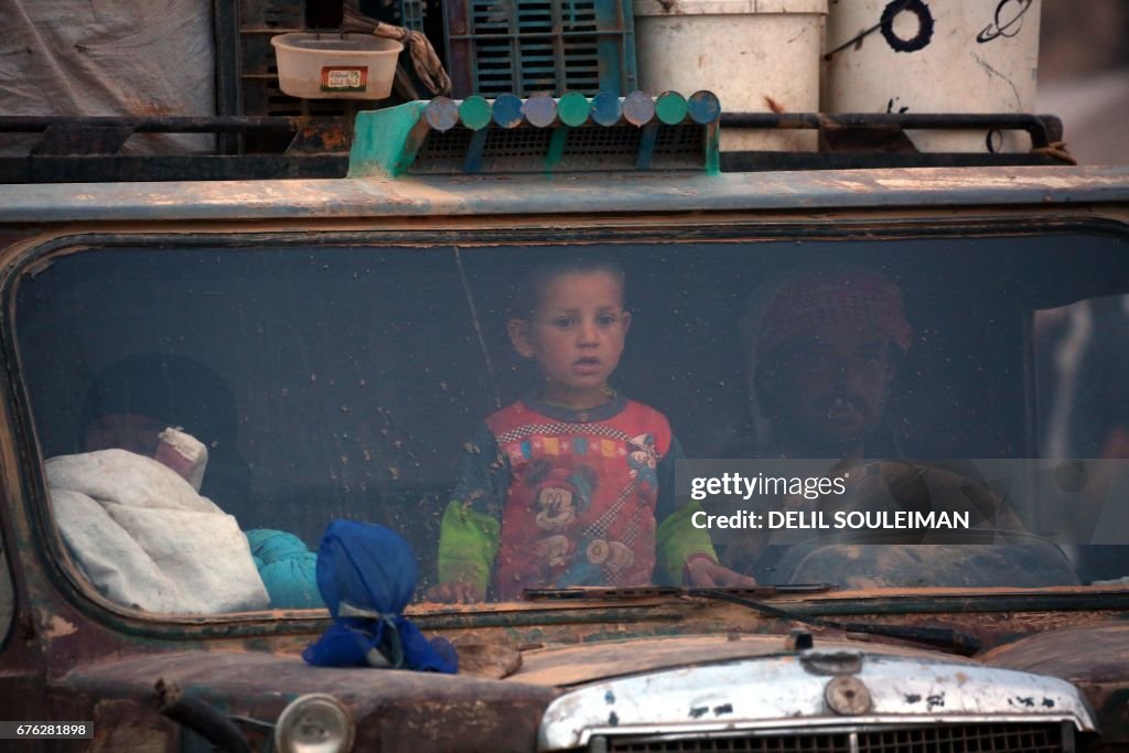 TOPSHOT-SYRIA-CONFLICT-DISPLACED