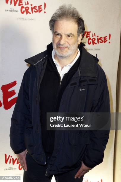 Humorist Raphael Mezrahi attends "Vive La Crise" Paris Premiere at Cinema Max Linder on May 2, 2017 in Paris, France.