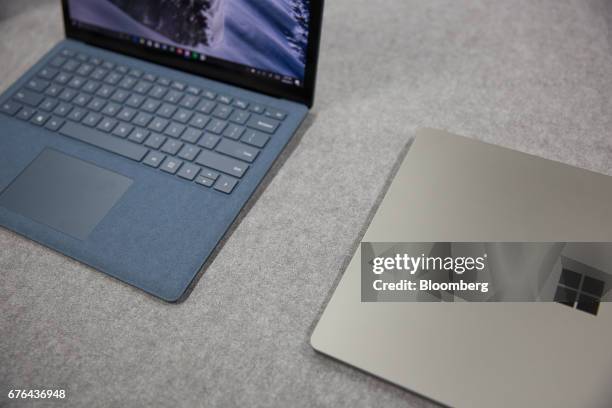 Redmond Computer Microsoft Hardware Photos and Premium High Res Pictures - Getty Images