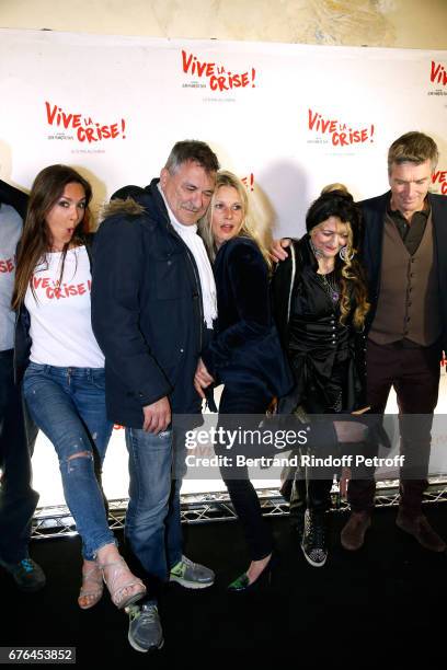 Actors Emmanuelle Boidron, Jean-Marie Bigard, Florence Thomassin, Angelique Litzenburger and Philippe Caroit attend the "Vive la Crise" Paris...