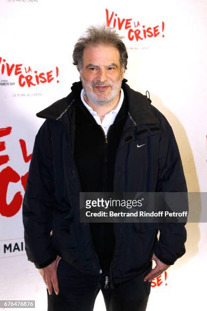 Actor Raphael Mezrahi attends the "Vive la Crise" Paris Premiere at Cinema Max Linder on May 2, 2017 in Paris, France.