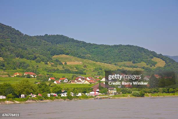 rossatz, small village on danube, lower austria - rossatz stock pictures, royalty-free photos & images