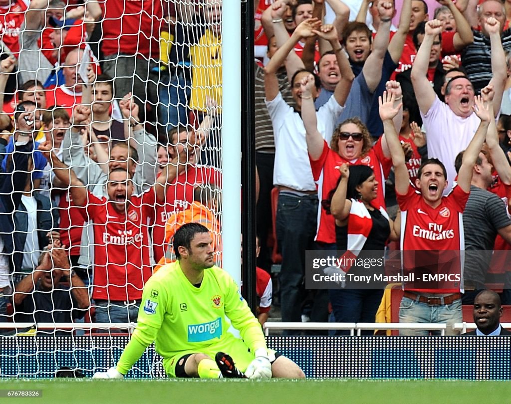 Soccer - Barclays Premier League - Arsenal v Blackpool - Emirates Stadium