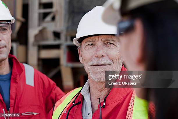 Oil Rig Red 440 Red Oil Rig Stock Photos, High-Res Pictures, and Images - Getty Images