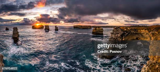 sunset at bay of islands, great ocean road, victoria - bay of islands stock-fotos und bilder