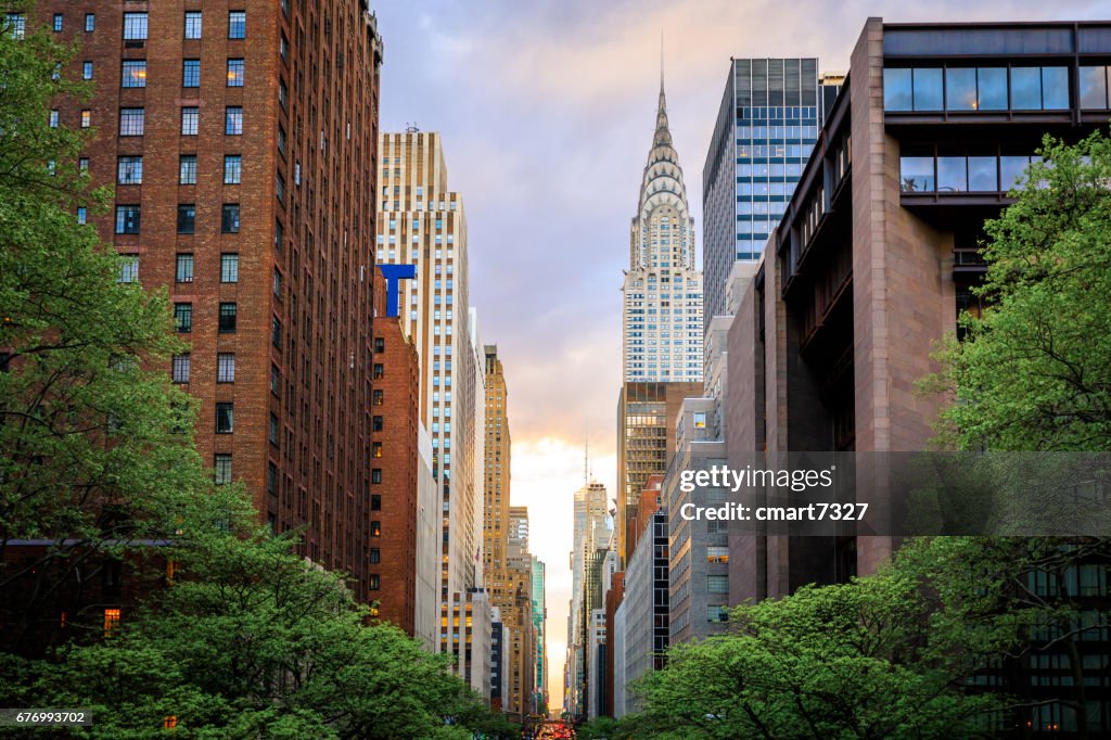 Guarda giù per la 42esima strada, Manhattan