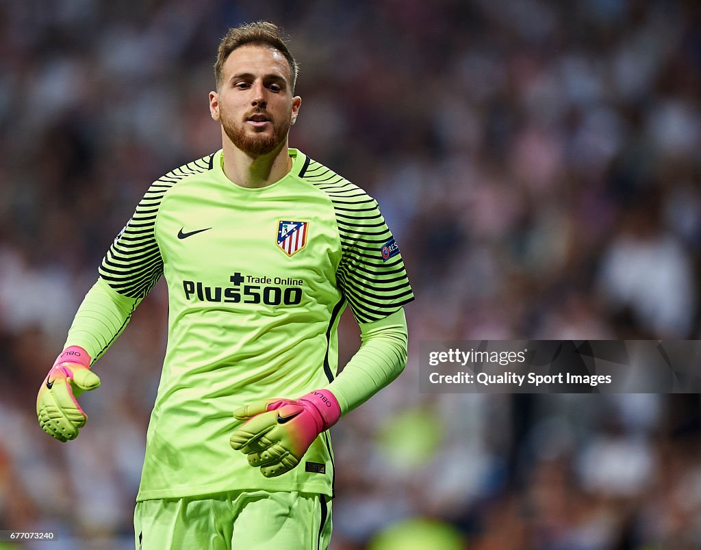 Real Madrid CF v Club Atletico de Madrid - UEFA Champions League Semi Final: First Leg